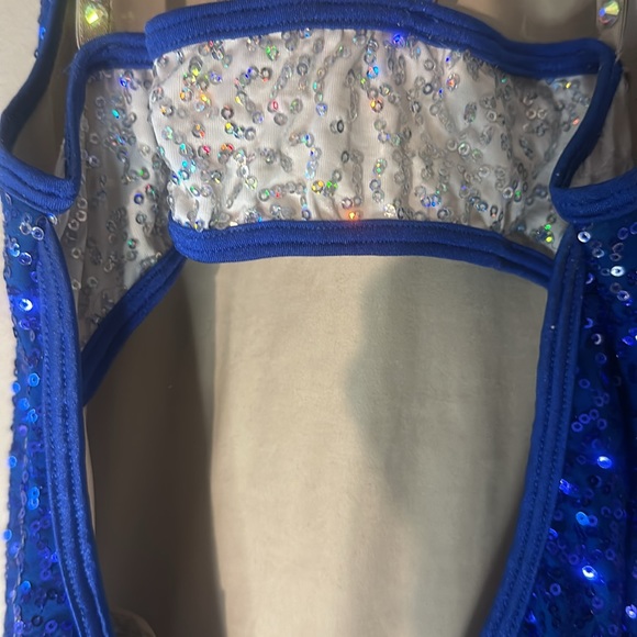 dance uniform (USED) - Picture 5 of 7